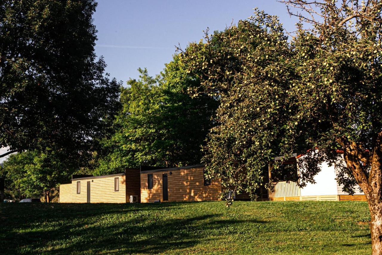 Camp Velenje Hotel ภายนอก รูปภาพ